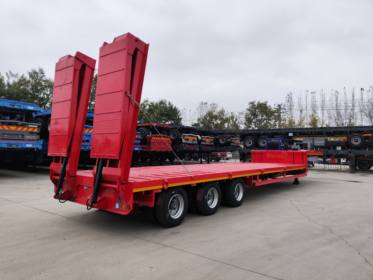 SUNSKY 30Ton lowbed trailer - Podvalníkový návěs: obrázek 3 SUNSKY 30Ton lowbed trailer - Podvalníkový návěs: obrázek 3
