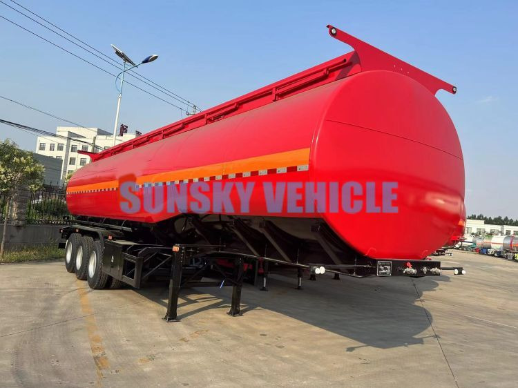 SUNSKY Fuel Tank Trailer - Cisternový návěs: obrázek 2 SUNSKY Fuel Tank Trailer - Cisternový návěs: obrázek 2