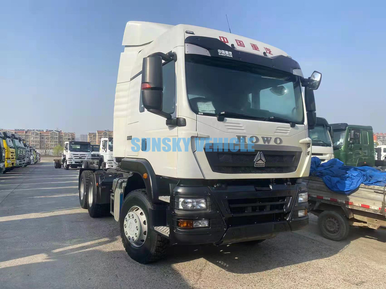 HOWO Brand New TX 6X4 400HP Tractor Head - Tahač: obrázek 1 HOWO Brand New TX 6X4 400HP Tractor Head - Tahač: obrázek 1
