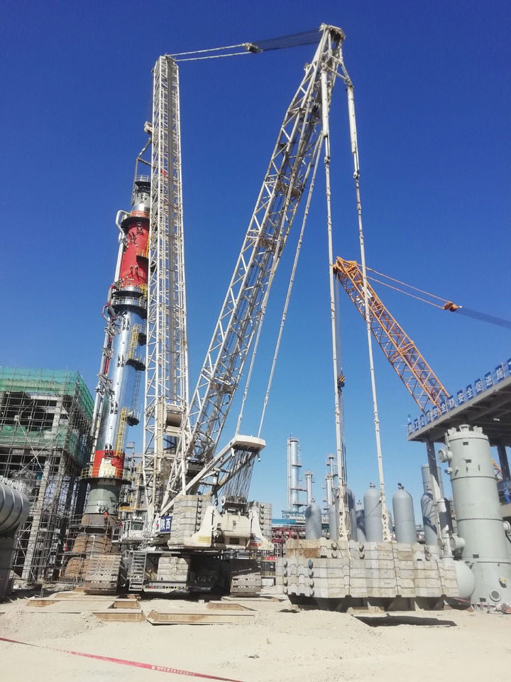 DEMAG CC6800-1 Construction Site Lifting Machine 1250t Second Hand Heavy Duty Crawler Crane Price - Pásový jeřáb: obrázek 4 DEMAG CC6800-1 Construction Site Lifting Machine 1250t Second Hand Heavy Duty Crawler Crane Price - Pásový jeřáb: obrázek 4