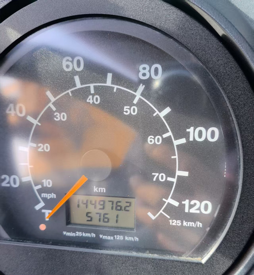 Liebherr LTM1500-8 Used Mobile Crane 500 ton Lifting Hydraulic Truck Crane - Autojeřáb: obrázek 4 Liebherr LTM1500-8 Used Mobile Crane 500 ton Lifting Hydraulic Truck Crane - Autojeřáb: obrázek 4