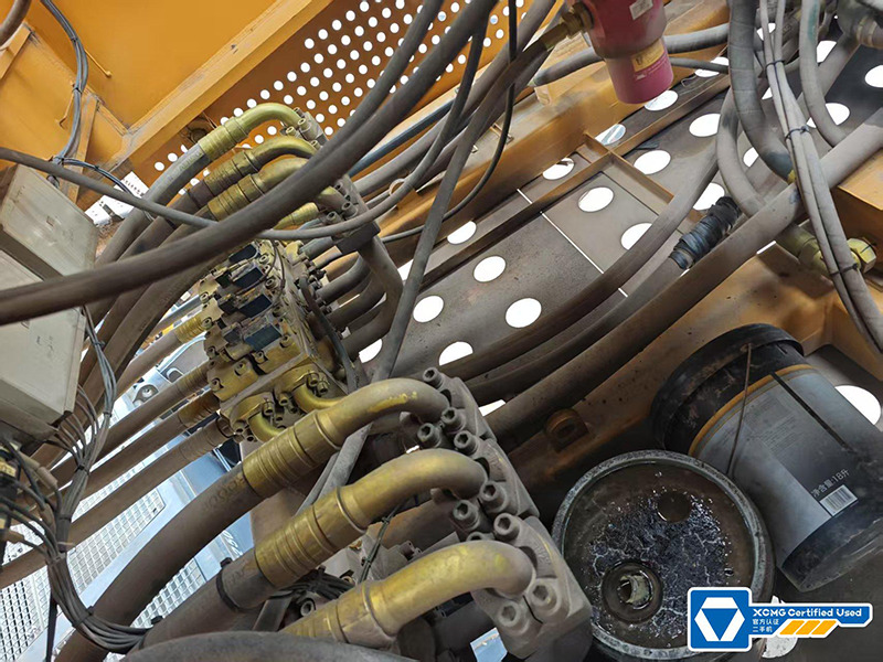 Pásový jeřáb XCMG 2022 used XGC16000 1250ton large-tons crawler crane price: obrázek 6 Pásový jeřáb XCMG 2022 used XGC16000 1250ton large-tons crawler crane price: obrázek 6