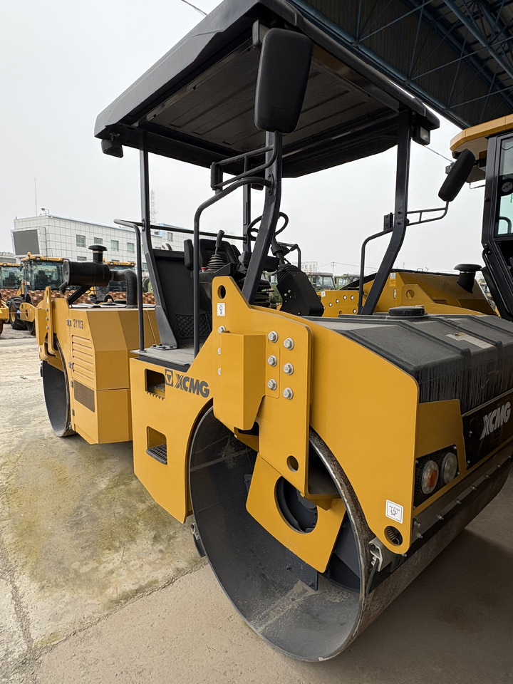 XCMG 8 ton 2Y103 double drum used vibratory road roller compactor 2022 - Silniční válec: obrázek 5 XCMG 8 ton 2Y103 double drum used vibratory road roller compactor 2022 - Silniční válec: obrázek 5
