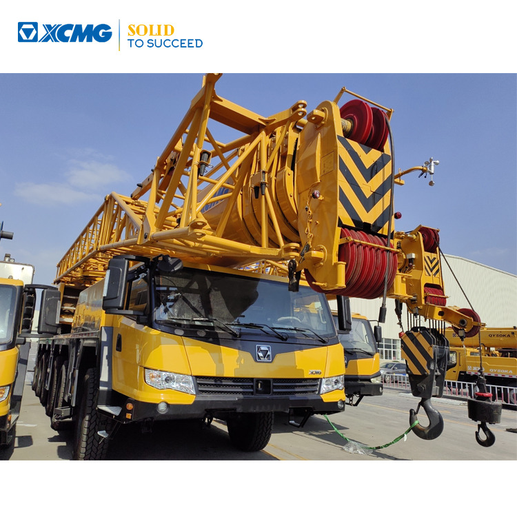 XCMG Factory Second Hand Mobile Truck Crane QAY200 200 Ton All Terrain Cranes In Good Condition - Univerzální autojeřáb: obrázek 1 XCMG Factory Second Hand Mobile Truck Crane QAY200 200 Ton All Terrain Cranes In Good Condition - Univerzální autojeřáb: obrázek 1