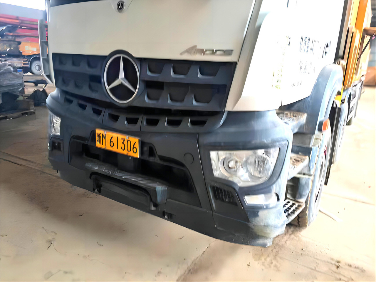 XCMG HB62V Used Swching Concrete Pump Boom Truck in Good Condition - Autočerpadlo: obrázek 4 XCMG HB62V Used Swching Concrete Pump Boom Truck in Good Condition - Autočerpadlo: obrázek 4