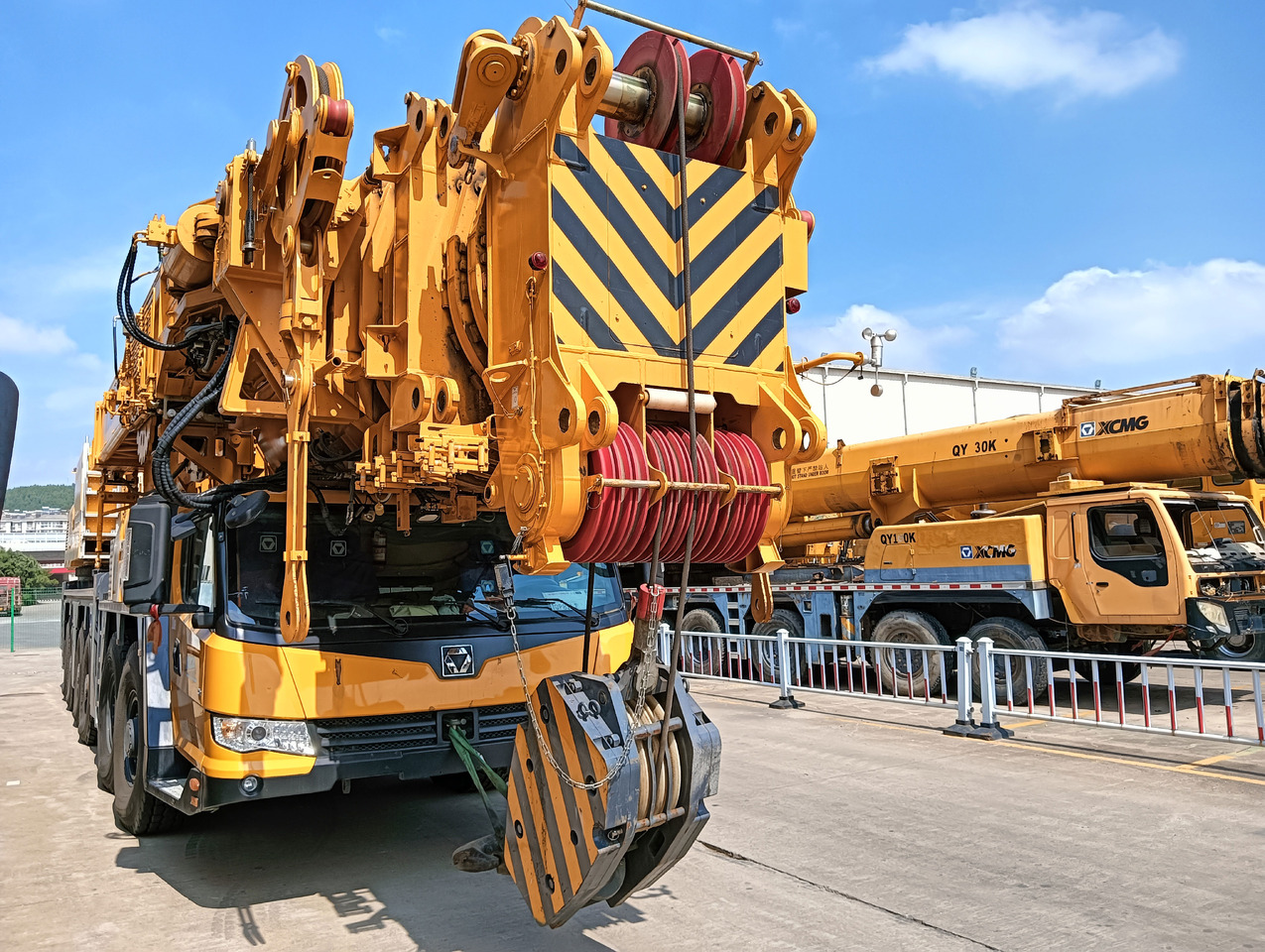 XCMG Manufacturer Second Hand Hydraulic Crane XCA600 600 Ton All Terrain Cranes Price - Univerzální autojeřáb: obrázek 2 XCMG Manufacturer Second Hand Hydraulic Crane XCA600 600 Ton All Terrain Cranes Price - Univerzální autojeřáb: obrázek 2