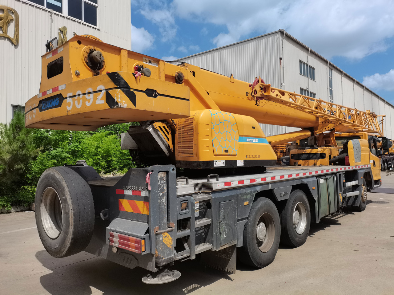 XCMG Manufacturer Second Hand Truck Crane 25 Tons XCT25L5 Mini Mobile Crane With Best Sale - Autojeřáb: obrázek 4 XCMG Manufacturer Second Hand Truck Crane 25 Tons XCT25L5 Mini Mobile Crane With Best Sale - Autojeřáb: obrázek 4