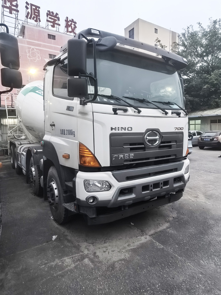 XCMG Official 12 Cubic Used Concrete Mixer Truck G4804B With Good Quality For Sale - Autodomíchávač: obrázek 5 XCMG Official 12 Cubic Used Concrete Mixer Truck G4804B With Good Quality For Sale - Autodomíchávač: obrázek 5