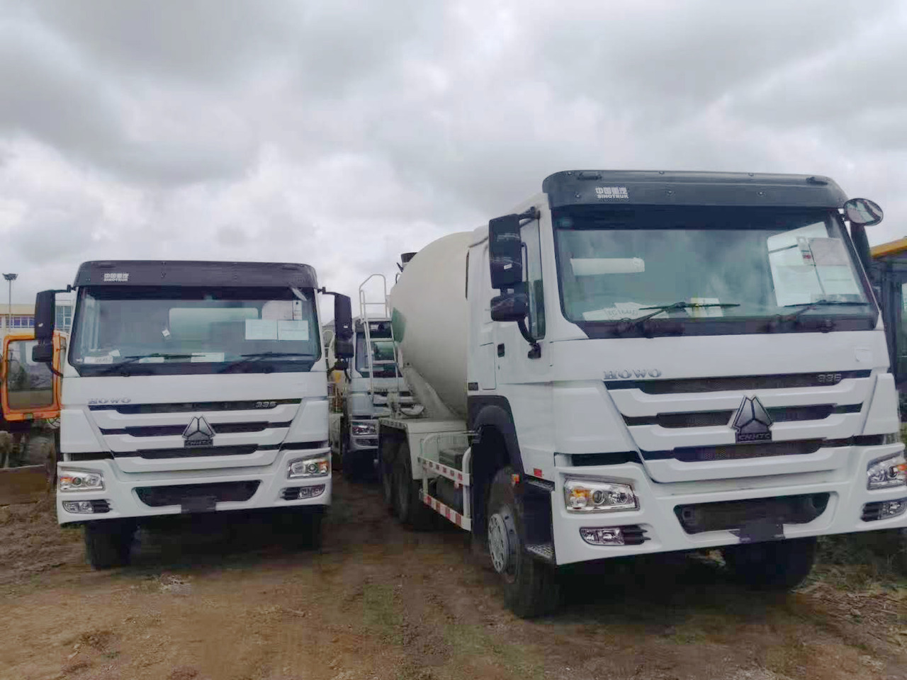 XCMG Official 2019 Year 14 Cubic Meter Second Hand Used Concrete Mixer Trucks - Autodomíchávač: obrázek 5 XCMG Official 2019 Year 14 Cubic Meter Second Hand Used Concrete Mixer Trucks - Autodomíchávač: obrázek 5