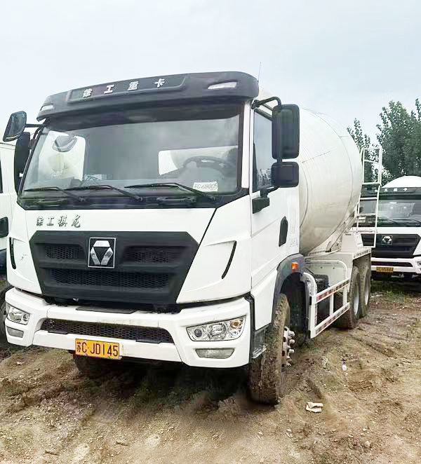XCMG Official 2019 Year 14 Cubic Meter Second Hand Used Concrete Mixer Trucks - Autodomíchávač: obrázek 2 XCMG Official 2019 Year 14 Cubic Meter Second Hand Used Concrete Mixer Trucks - Autodomíchávač: obrázek 2