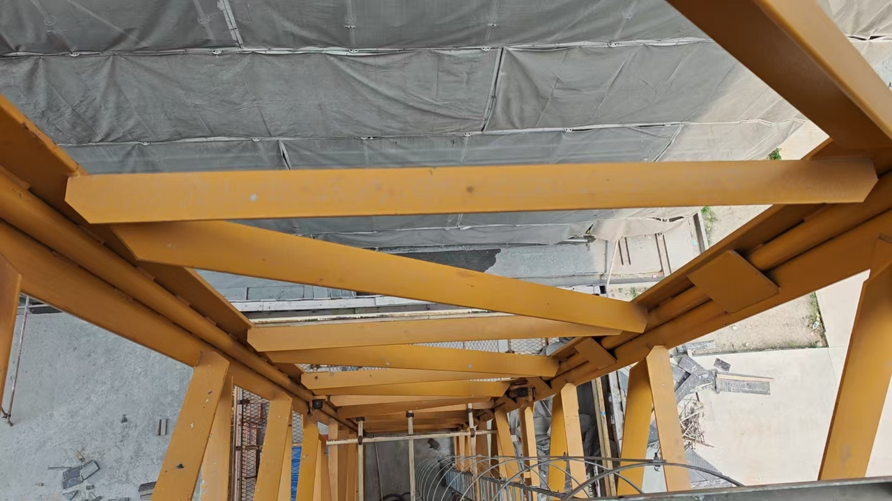 XCMG Official 20t XGT360-20S1 High Efficient Used Flat-top Tower Crane In Good Condition - Věžový jeřáb: obrázek 3 XCMG Official 20t XGT360-20S1 High Efficient Used Flat-top Tower Crane In Good Condition - Věžový jeřáb: obrázek 3