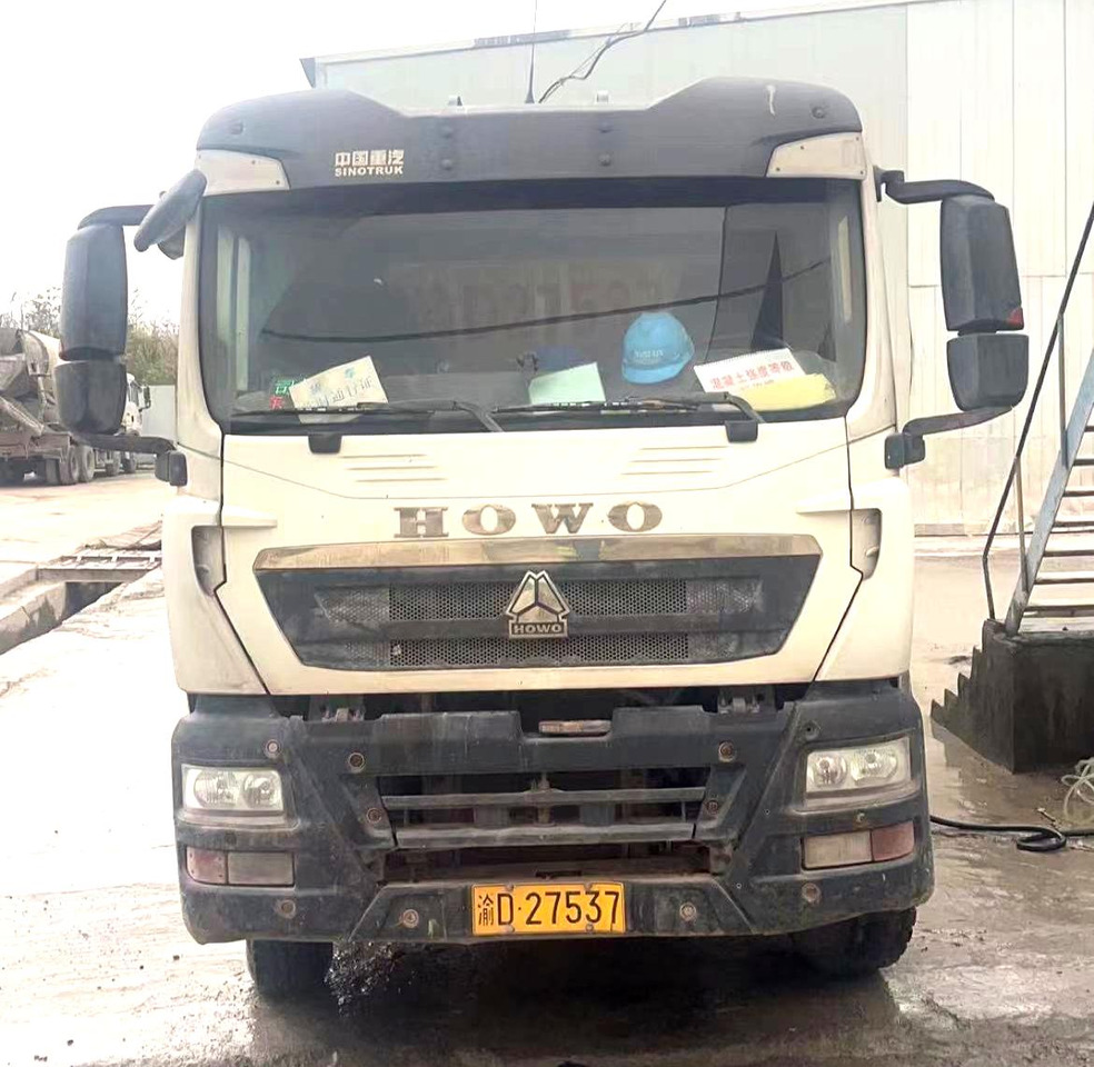 XCMG Official Concrete Machinery Mixer 12m³ G4804B Used Concrete Mixer Truck - Autodomíchávač: obrázek 3 XCMG Official Concrete Machinery Mixer 12m³ G4804B Used Concrete Mixer Truck - Autodomíchávač: obrázek 3