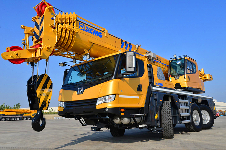 XCMG Official Manufacturer All Terrain Crane 60 Ton to 500 Ton Mobile Crane - Univerzální autojeřáb: obrázek 1 XCMG Official Manufacturer All Terrain Crane 60 Ton to 500 Ton Mobile Crane - Univerzální autojeřáb: obrázek 1