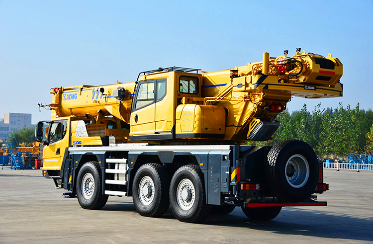 XCMG Official Manufacturer All Terrain Crane 60 Ton to 500 Ton Mobile Crane - Univerzální autojeřáb: obrázek 2 XCMG Official Manufacturer All Terrain Crane 60 Ton to 500 Ton Mobile Crane - Univerzální autojeřáb: obrázek 2