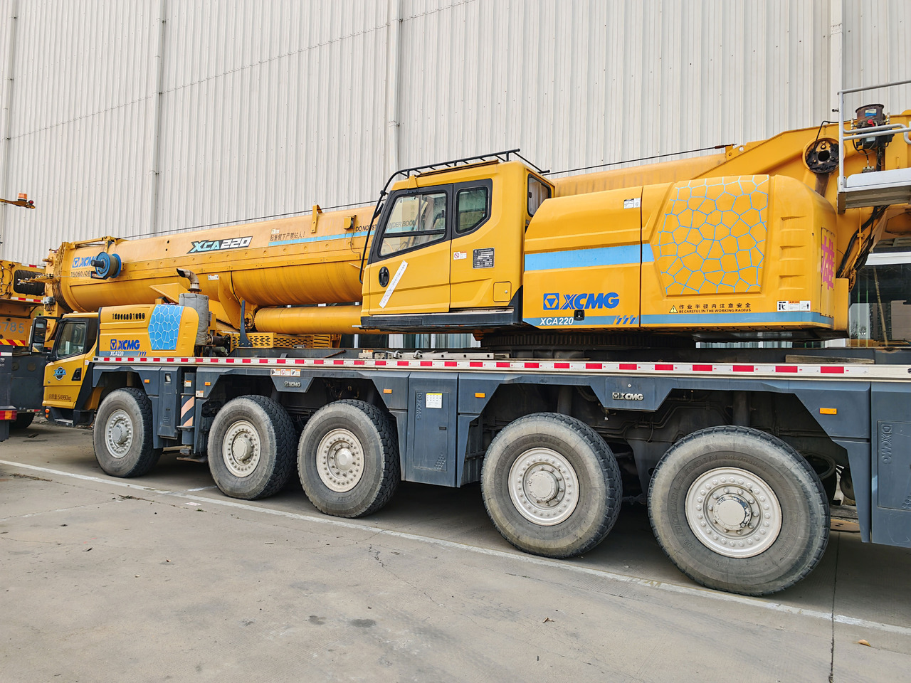 XCMG Official Mobile Jib Crane XCA220 Used Pickup Truck crane Best Price - Univerzální autojeřáb: obrázek 3 XCMG Official Mobile Jib Crane XCA220 Used Pickup Truck crane Best Price - Univerzální autojeřáb: obrázek 3