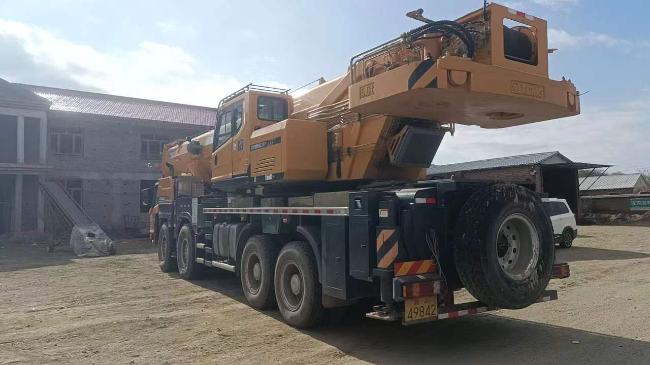 XCMG Official Price Of Mobile Crane QY80K6C Second Hand Boom Truck Crane Price List - Autojeřáb: obrázek 5 XCMG Official Price Of Mobile Crane QY80K6C Second Hand Boom Truck Crane Price List - Autojeřáb: obrázek 5