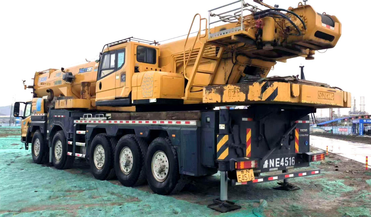 Autojeřáb XCMG Official Second Hand 100 ton Mobile Crane XCT100 Hydraulic Pickup Truck Crane Price: obrázek 6