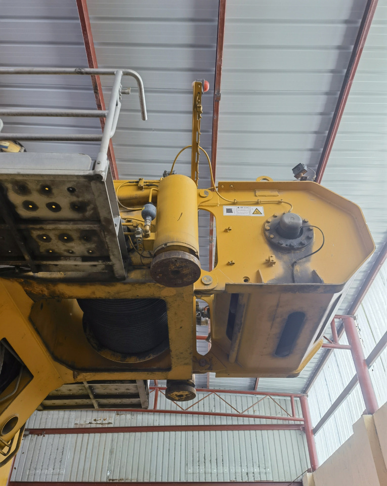 XCMG Official Second Hand 220 Ton Mobile Crane XCA220 Lifting All Terrain Crane Cheap Price - Univerzální autojeřáb: obrázek 4 XCMG Official Second Hand 220 Ton Mobile Crane XCA220 Lifting All Terrain Crane Cheap Price - Univerzální autojeřáb: obrázek 4