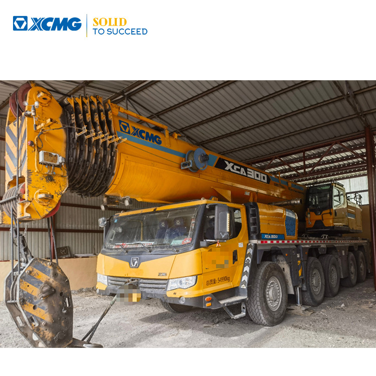 XCMG Official Second Hand 220 Ton Mobile Crane XCA220 Lifting All Terrain Crane Cheap Price - Univerzální autojeřáb: obrázek 1 XCMG Official Second Hand 220 Ton Mobile Crane XCA220 Lifting All Terrain Crane Cheap Price - Univerzální autojeřáb: obrázek 1
