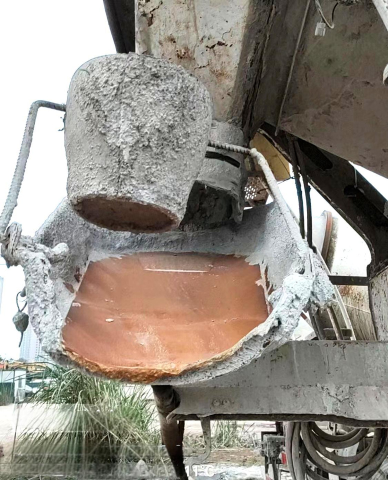 XCMG Official Second Hand Concrete Mixer Trucks G4804B Cheap Cement Mixers For Sale - Autodomíchávač: obrázek 5 XCMG Official Second Hand Concrete Mixer Trucks G4804B Cheap Cement Mixers For Sale - Autodomíchávač: obrázek 5
