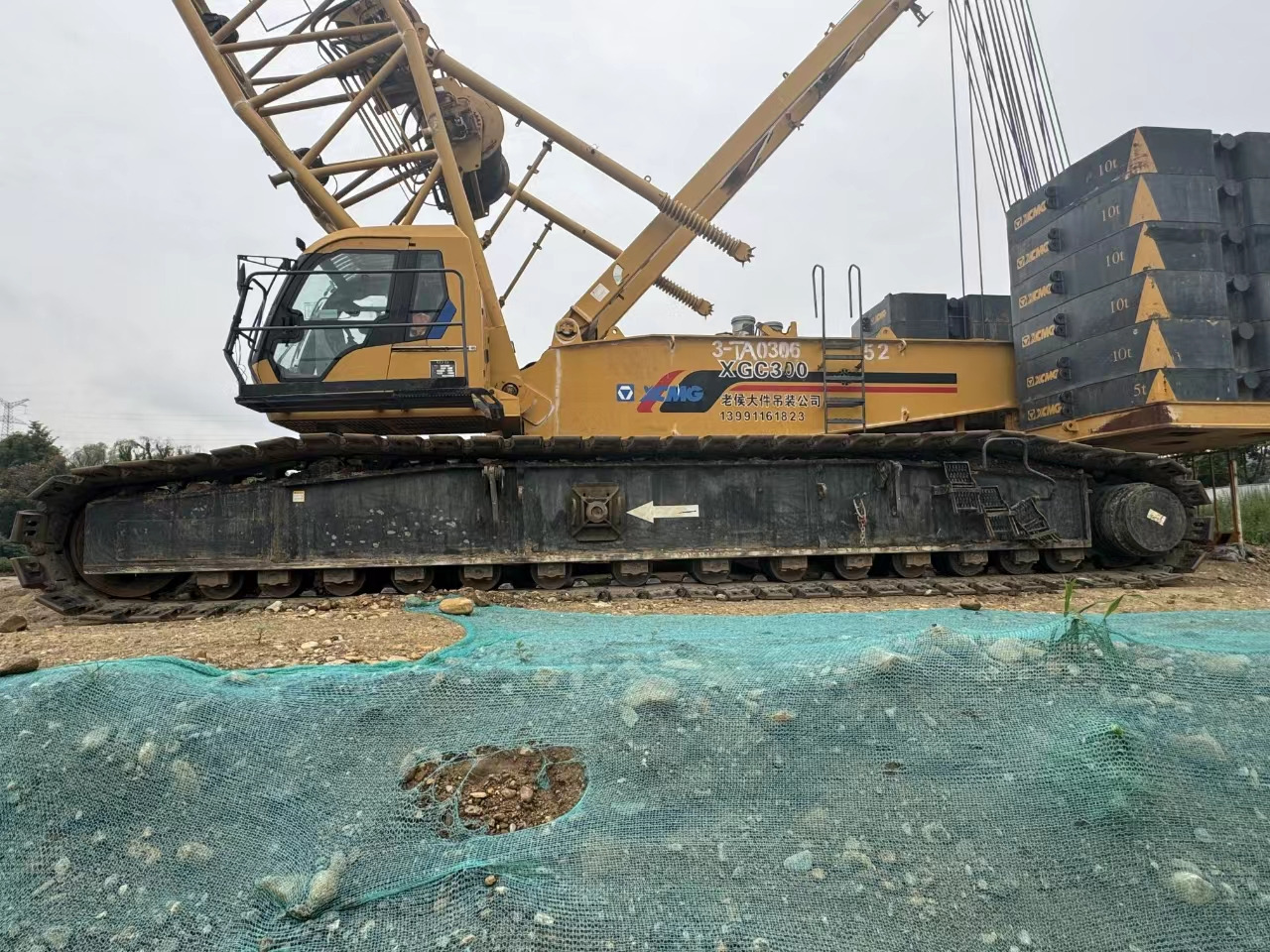 XCMG Official Second Hand Crawler Crane Lifting Equipment Mobile XGC300 300 Ton Crane Price - Pásový jeřáb: obrázek 5 XCMG Official Second Hand Crawler Crane Lifting Equipment Mobile XGC300 300 Ton Crane Price - Pásový jeřáb: obrázek 5