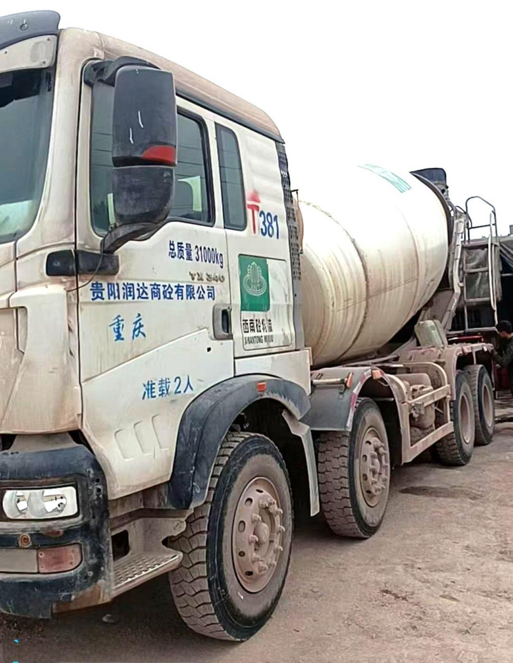 XCMG Official Second Hand Diesel Cement Mixer G4804B 12m³ Truck-mounted Concrete Mixer Truck Price - Autodomíchávač: obrázek 2 XCMG Official Second Hand Diesel Cement Mixer G4804B 12m³ Truck-mounted Concrete Mixer Truck Price - Autodomíchávač: obrázek 2