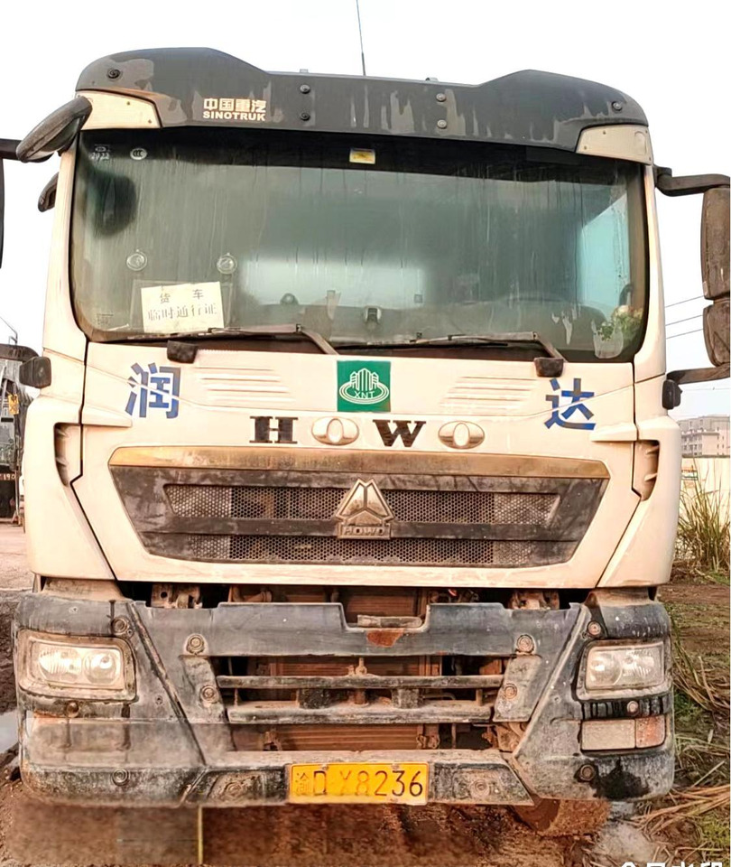 XCMG Official Second Hand Diesel Concrete Mixer Truck G4804B 12m³ Cement Mixer Truck Price - Autodomíchávač: obrázek 3 XCMG Official Second Hand Diesel Concrete Mixer Truck G4804B 12m³ Cement Mixer Truck Price - Autodomíchávač: obrázek 3