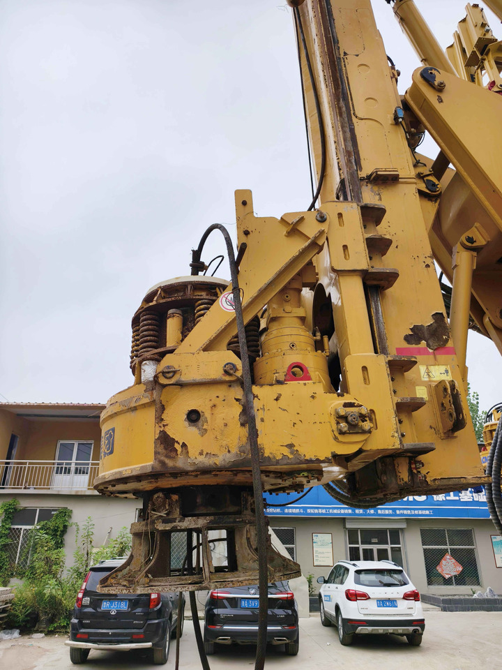 XCMG Official Second Hand Rotary Drill XR180D Used Borehole Drilling Rig Price - Vrtná souprava: obrázek 5 XCMG Official Second Hand Rotary Drill XR180D Used Borehole Drilling Rig Price - Vrtná souprava: obrázek 5