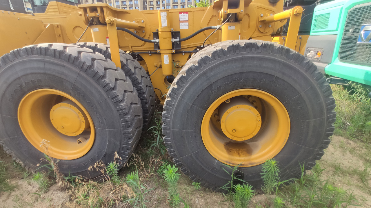 XCMG Official Second Hand Tipper Dump Truck XDR80T Mining Dump Truck Price - Dampr: obrázek 5 XCMG Official Second Hand Tipper Dump Truck XDR80T Mining Dump Truck Price - Dampr: obrázek 5