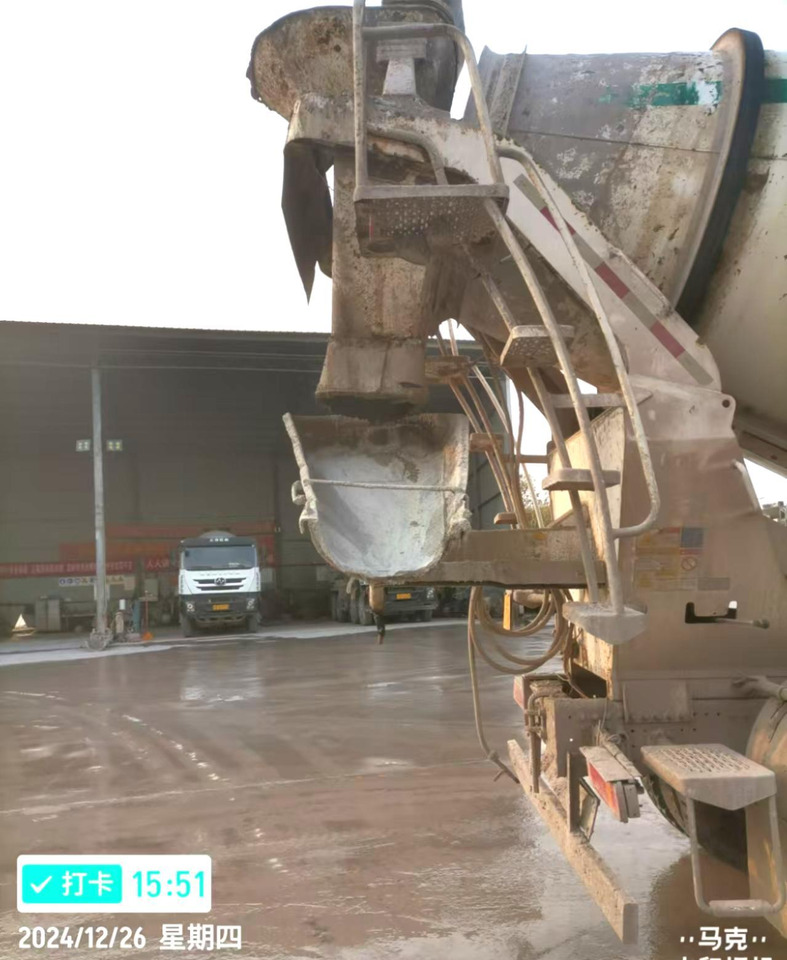 XCMG Official Used Concrete Mixer Truck G4804b 12cubic Cement Mixer Machine - Autodomíchávač: obrázek 5 XCMG Official Used Concrete Mixer Truck G4804b 12cubic Cement Mixer Machine - Autodomíchávač: obrázek 5