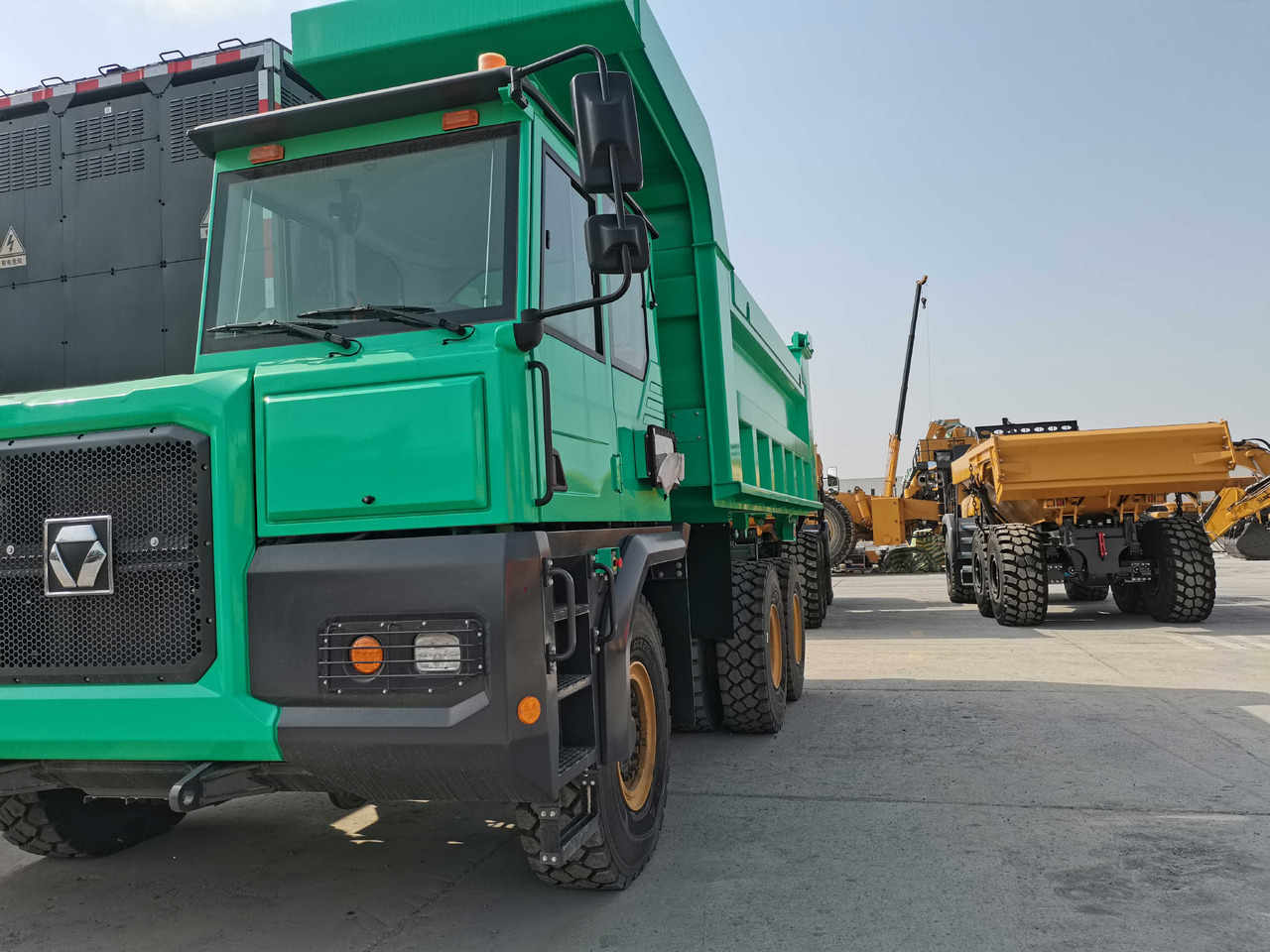 XCMG Official Used Dump Trucks 6x4 XDR80TE 72 Ton China Tipper Trucks For Sale - Dampr: obrázek 2 XCMG Official Used Dump Trucks 6x4 XDR80TE 72 Ton China Tipper Trucks For Sale - Dampr: obrázek 2