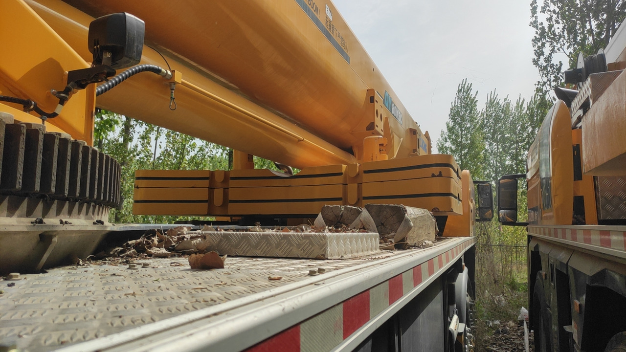 XCMG Official Used Mobile Crane QY80K5C 80 Ton Pickup Truck Crane - Autojeřáb: obrázek 4 XCMG Official Used Mobile Crane QY80K5C 80 Ton Pickup Truck Crane - Autojeřáb: obrázek 4