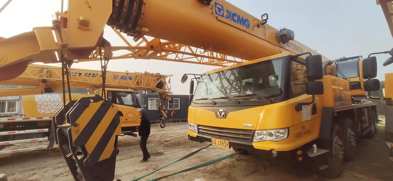 XCMG Official Used Pickup Truck Crane QY55K5D Telescopic Truck Crane Hot Sale - Autojeřáb: obrázek 2 XCMG Official Used Pickup Truck Crane QY55K5D Telescopic Truck Crane Hot Sale - Autojeřáb: obrázek 2