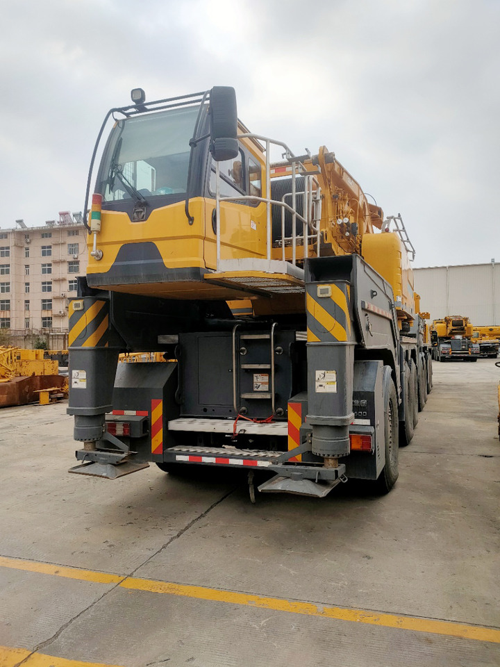 XCMG Official Used Truck Cranes XCA600 600 Ton Hydraulic All Terrain Crane For Sale - Univerzální autojeřáb: obrázek 4 XCMG Official Used Truck Cranes XCA600 600 Ton Hydraulic All Terrain Crane For Sale - Univerzální autojeřáb: obrázek 4