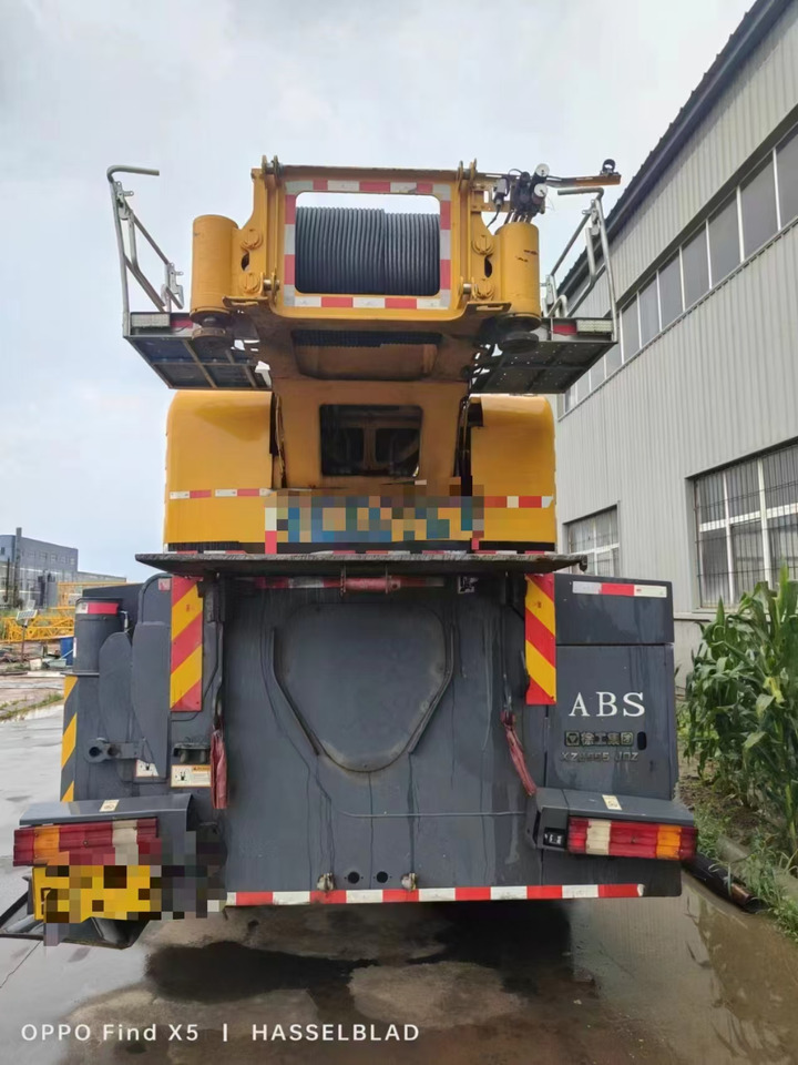 XCMG Official XCA180 180 Ton Second Hand All Terrain Crane Best Price - Univerzální autojeřáb: obrázek 4 XCMG Official XCA180 180 Ton Second Hand All Terrain Crane Best Price - Univerzální autojeřáb: obrázek 4