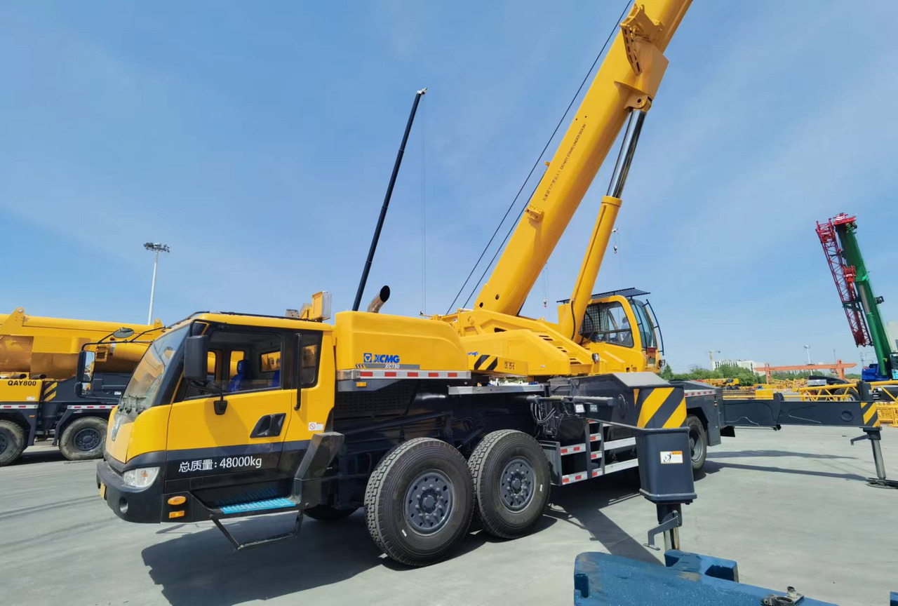 XCMG Official XCT80 80 Ton Used Mobile Hydraulic Truck Crane With High Quality - Autojeřáb: obrázek 2 XCMG Official XCT80 80 Ton Used Mobile Hydraulic Truck Crane With High Quality - Autojeřáb: obrázek 2
