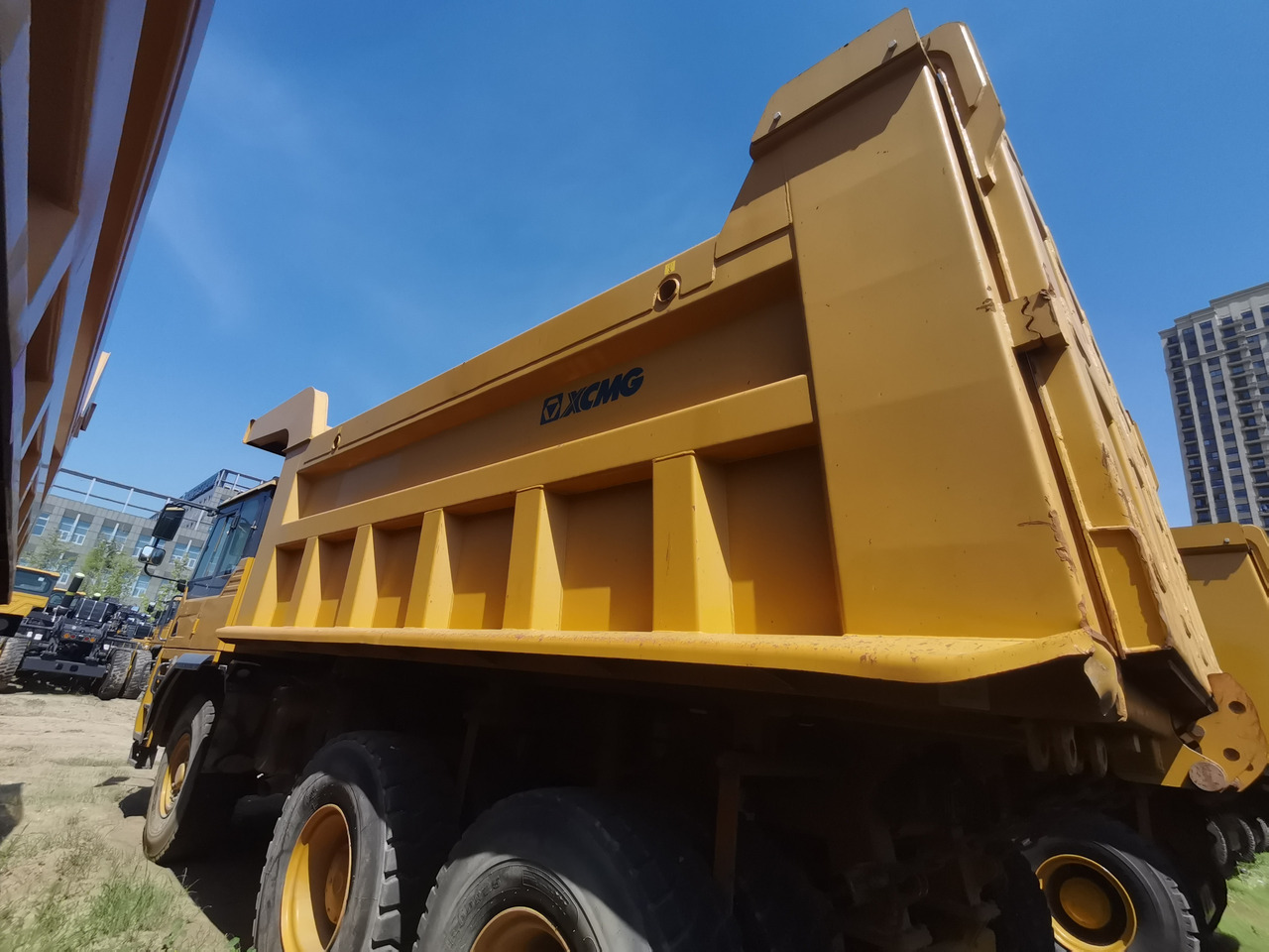 XCMG Official XDR80T 70 Ton 6x4 Dump Tuck Used Tipper Dump Truck Price - Dampr: obrázek 3 XCMG Official XDR80T 70 Ton 6x4 Dump Tuck Used Tipper Dump Truck Price - Dampr: obrázek 3