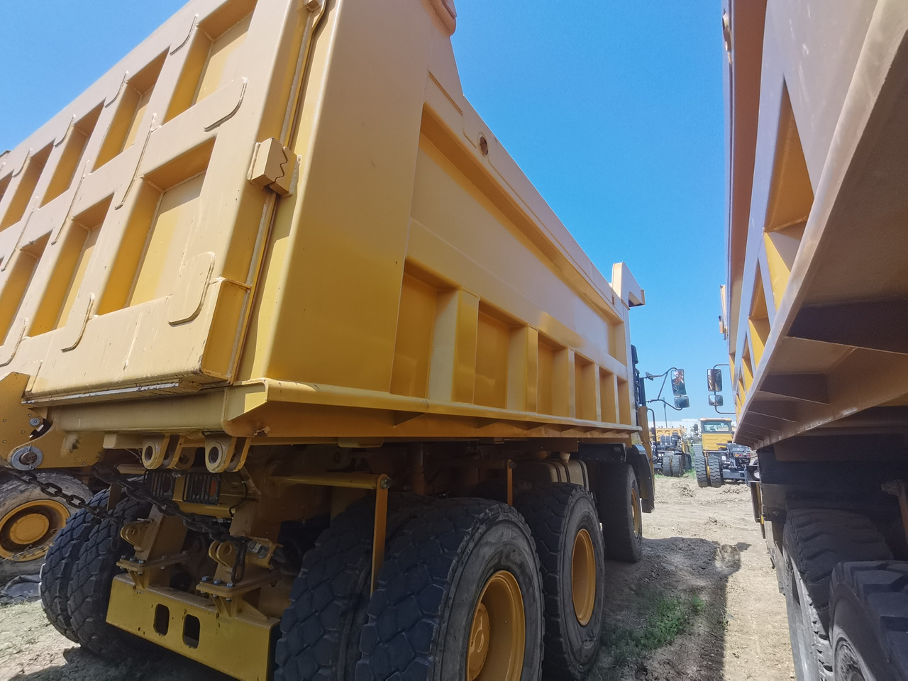 XCMG Official XDR80T 70 Ton Wheel Dumper Second Hand Chinese Tipper Truck Best Price - Dampr: obrázek 4 XCMG Official XDR80T 70 Ton Wheel Dumper Second Hand Chinese Tipper Truck Best Price - Dampr: obrázek 4
