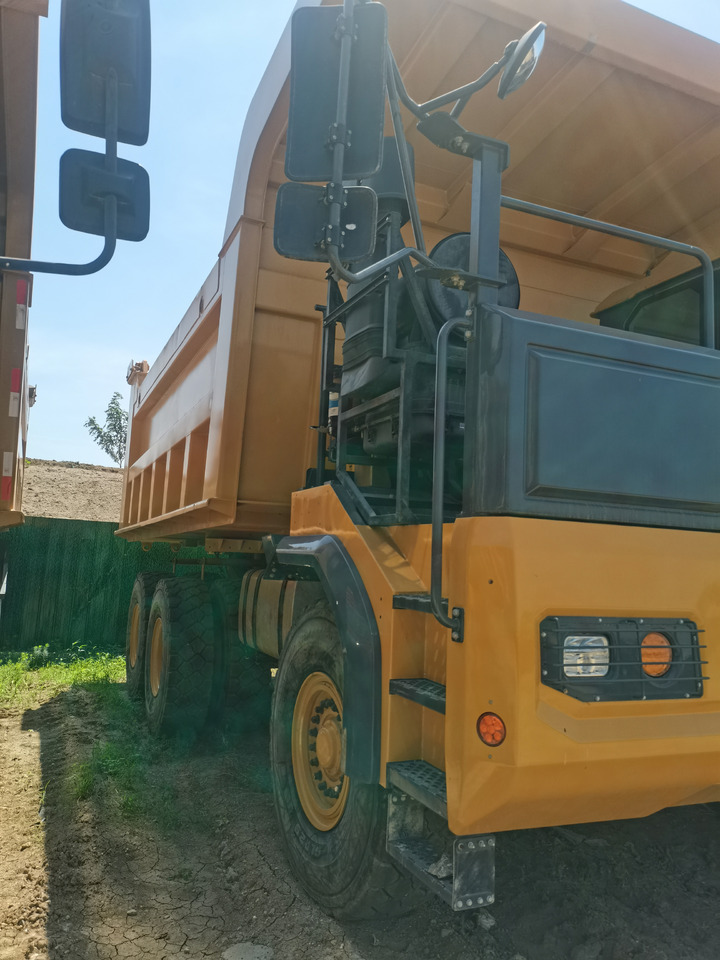 XCMG Official XDR80T 70 Ton Wheel Dumper Second Hand Chinese Tipper Truck Best Price - Dampr: obrázek 2 XCMG Official XDR80T 70 Ton Wheel Dumper Second Hand Chinese Tipper Truck Best Price - Dampr: obrázek 2