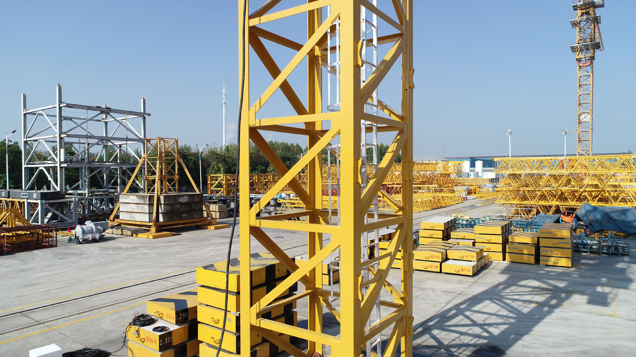 XCMG Official XGT6515B-10S 10Ton 60-meter Construction Buliding Flat Top Tower Crane In Stock - Věžový jeřáb: obrázek 2 XCMG Official XGT6515B-10S 10Ton 60-meter Construction Buliding Flat Top Tower Crane In Stock - Věžový jeřáb: obrázek 2