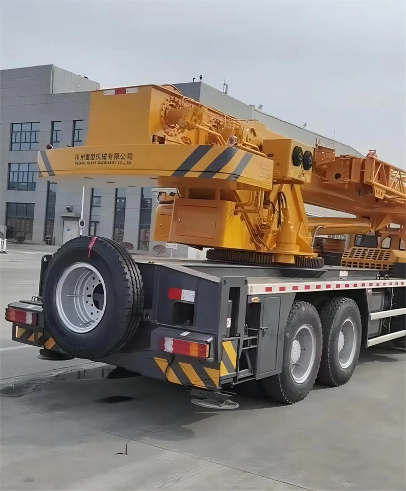 XCMG Official used mobile crane QY50KA crane 50tons - Autojeřáb: obrázek 4 XCMG Official used mobile crane QY50KA crane 50tons - Autojeřáb: obrázek 4