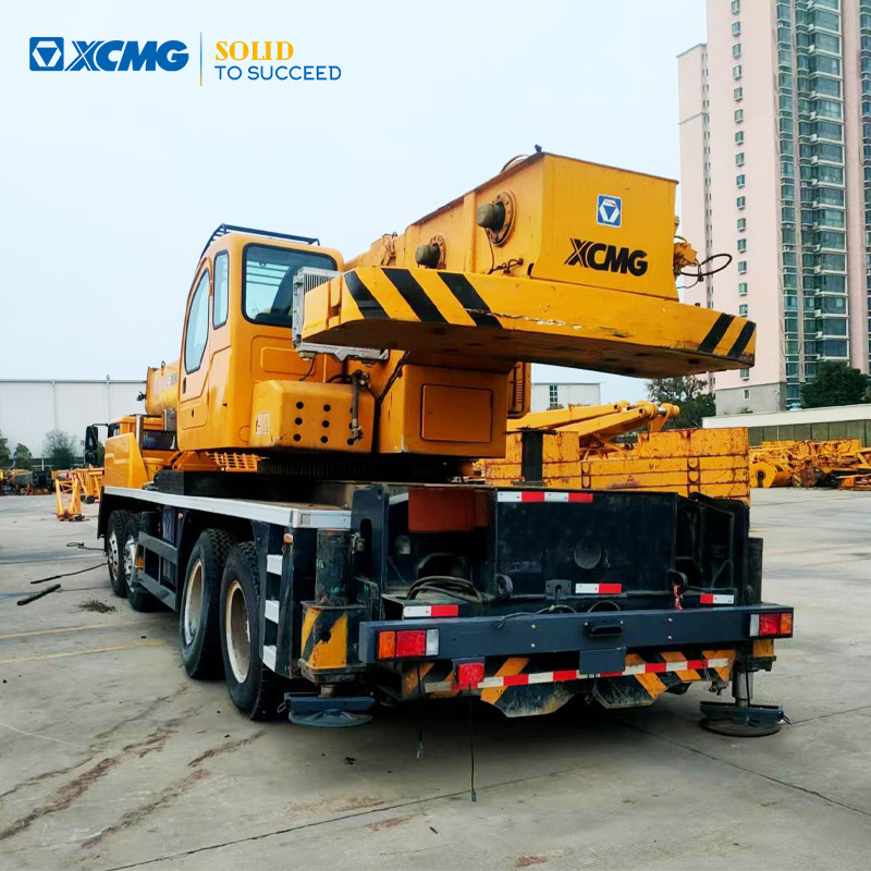 XCMG QY70K-I 70ton lifting machine hoist truck crane price - Autojeřáb: obrázek 2 XCMG QY70K-I 70ton lifting machine hoist truck crane price - Autojeřáb: obrázek 2