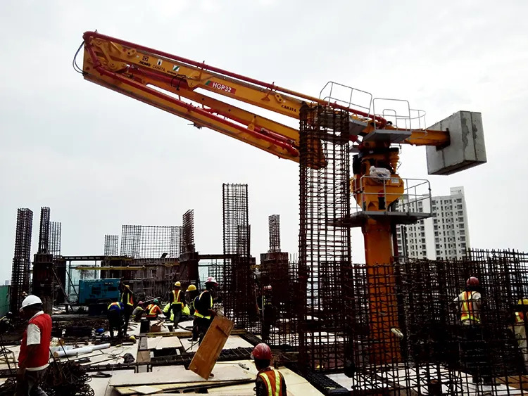 XCMG Schwing Concrete Distributor HGP32 High Efficiency 22kw 32m Hydraulic Spider Concrete Placing Boom Made in China - Stacionární čerpadlo betonu: obrázek 5 XCMG Schwing Concrete Distributor HGP32 High Efficiency 22kw 32m Hydraulic Spider Concrete Placing Boom Made in China - Stacionární čerpadlo betonu: obrázek 5