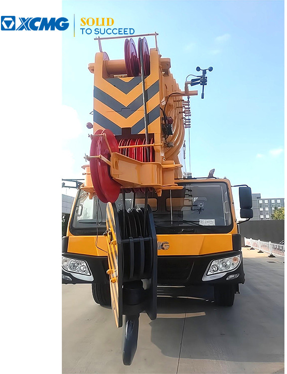 XCMG Truck crane Second Hand mobile hydraulic crane QAY160 Used - Autojeřáb: obrázek 1 XCMG Truck crane Second Hand mobile hydraulic crane QAY160 Used - Autojeřáb: obrázek 1