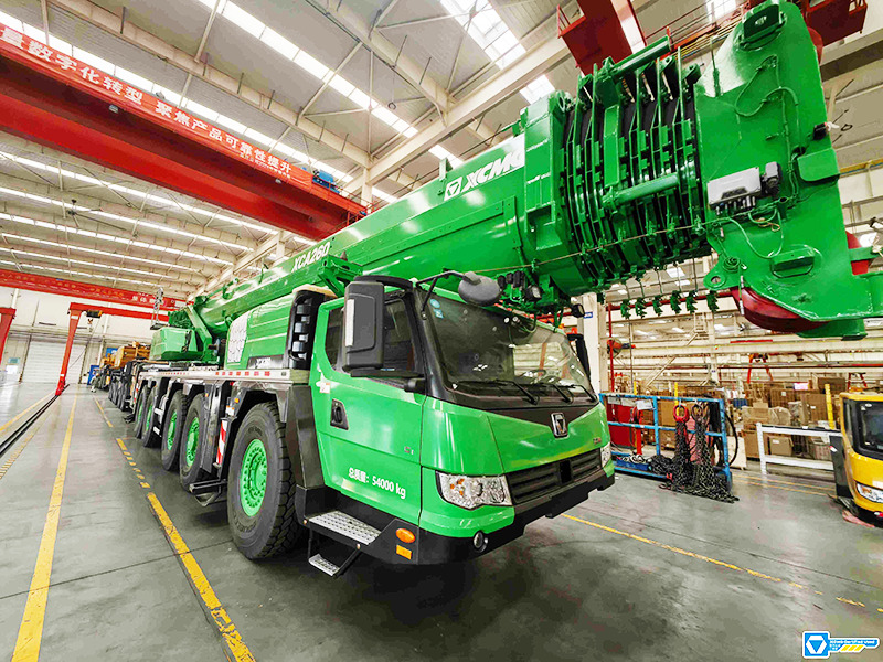 XCMG XCA260 used all terrain crane hydraulic lifting machine price - Univerzální autojeřáb: obrázek 4 XCMG XCA260 used all terrain crane hydraulic lifting machine price - Univerzální autojeřáb: obrázek 4