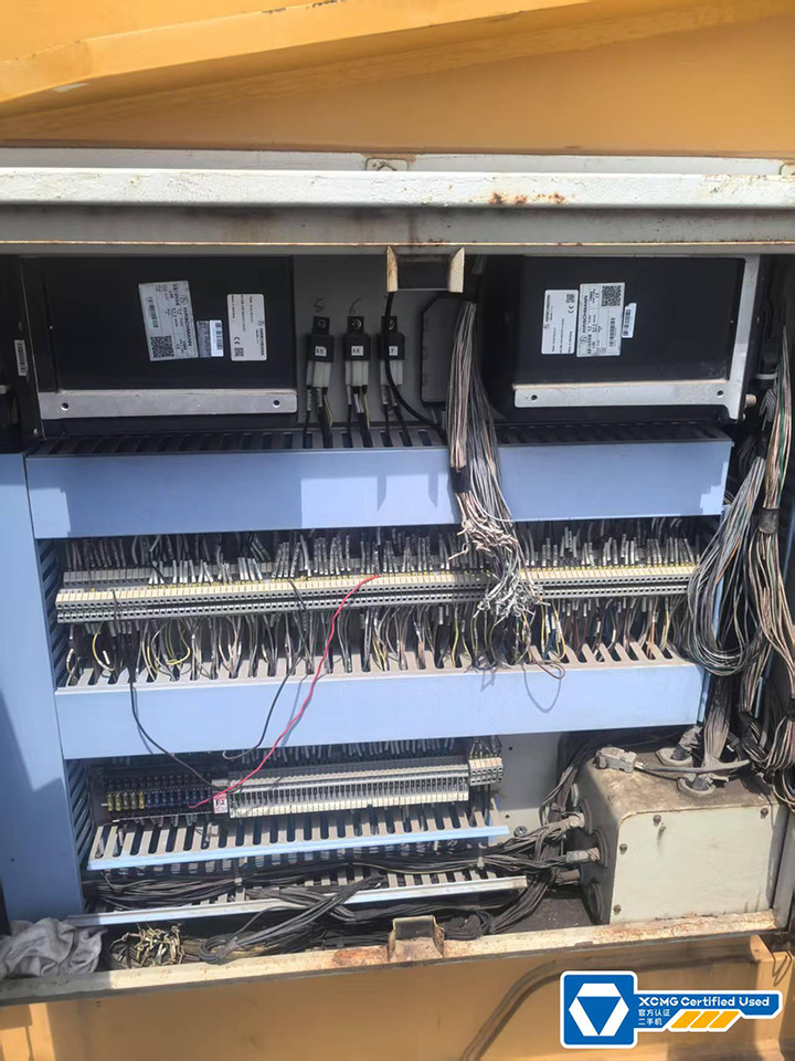 XCMG XGC500 500ton used hydraulic lift machine price - Pásový jeřáb: obrázek 3 XCMG XGC500 500ton used hydraulic lift machine price - Pásový jeřáb: obrázek 3
