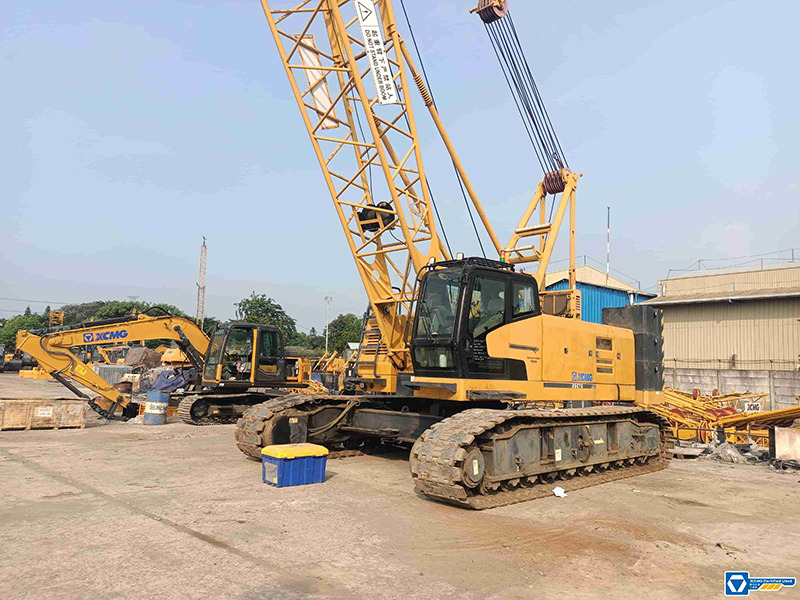 XCMG XGC75 small used 75ton crwler crane mobile with with Main Boom 58m - Pásový jeřáb: obrázek 3 XCMG XGC75 small used 75ton crwler crane mobile with with Main Boom 58m - Pásový jeřáb: obrázek 3