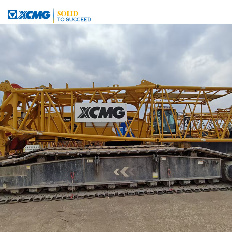 XCMG XLC200M small middle 200ton used crawler crane 2023 for sale - Pásový jeřáb: obrázek 1 XCMG XLC200M small middle 200ton used crawler crane 2023 for sale - Pásový jeřáb: obrázek 1