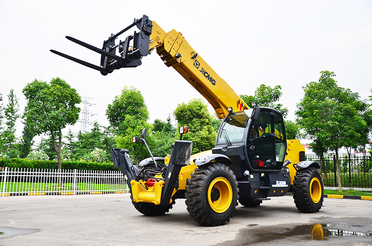 XCMG second hand telescopic boom forklift telehandler XC6-2506E price - Teleskopický manipulátor: obrázek 5 XCMG second hand telescopic boom forklift telehandler XC6-2506E price - Teleskopický manipulátor: obrázek 5