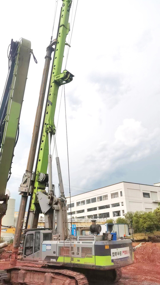 Zoomlion ZR360L used 2022 Rotary Drilling Rig price - Vrtná souprava: obrázek 5 Zoomlion ZR360L used 2022 Rotary Drilling Rig price - Vrtná souprava: obrázek 5